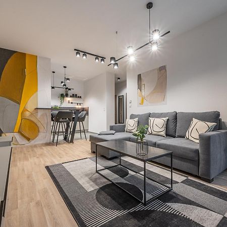 Condo With Balcony @ Downtown Budapest Kültér fotó