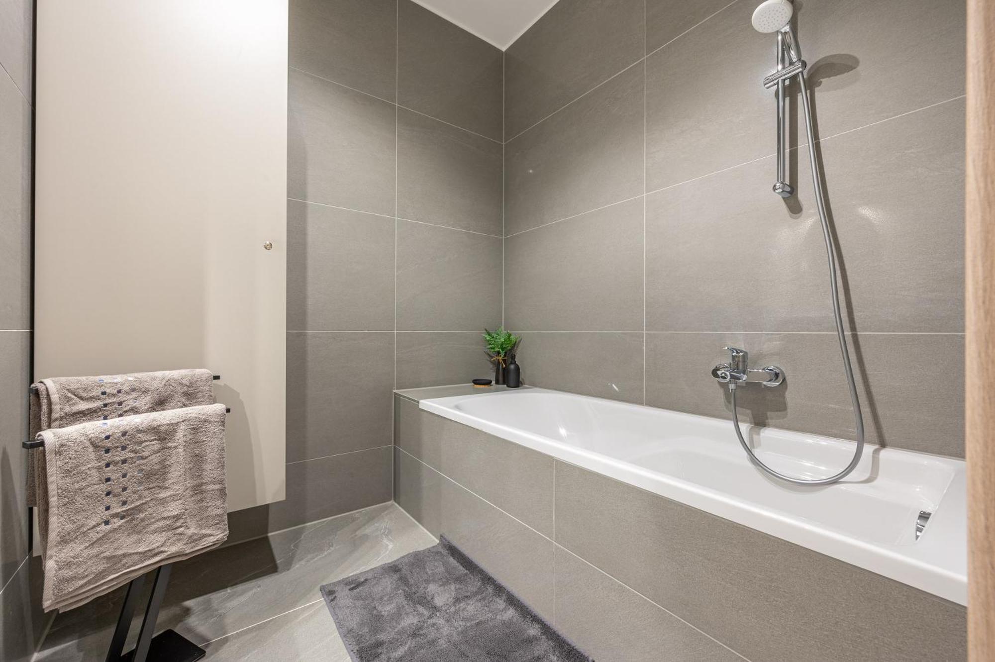 Condo With Balcony @ Downtown Budapest Kültér fotó